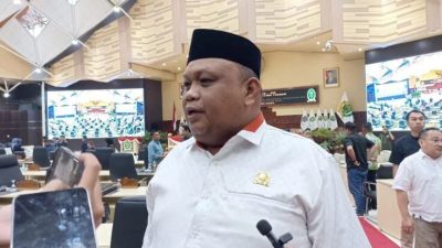 DPRD Kaltim Soroti Pembelian Buku Fisik di SMA, Dorong Percepatan Digitalisasi Pendidikan